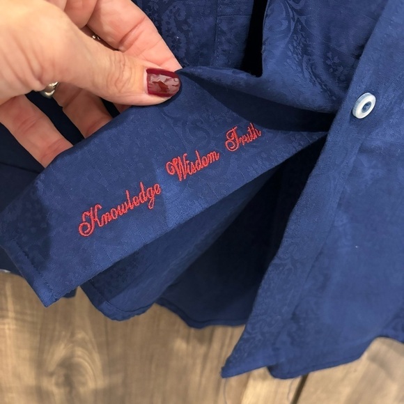 Robert Graham Large Button Up Shirt Blue Printed Cuffs - Picture 12 of 16